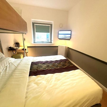Cambridge Hotel Bradford Central Exteriör bild